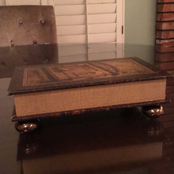 Catchall - Picture 1 of 7